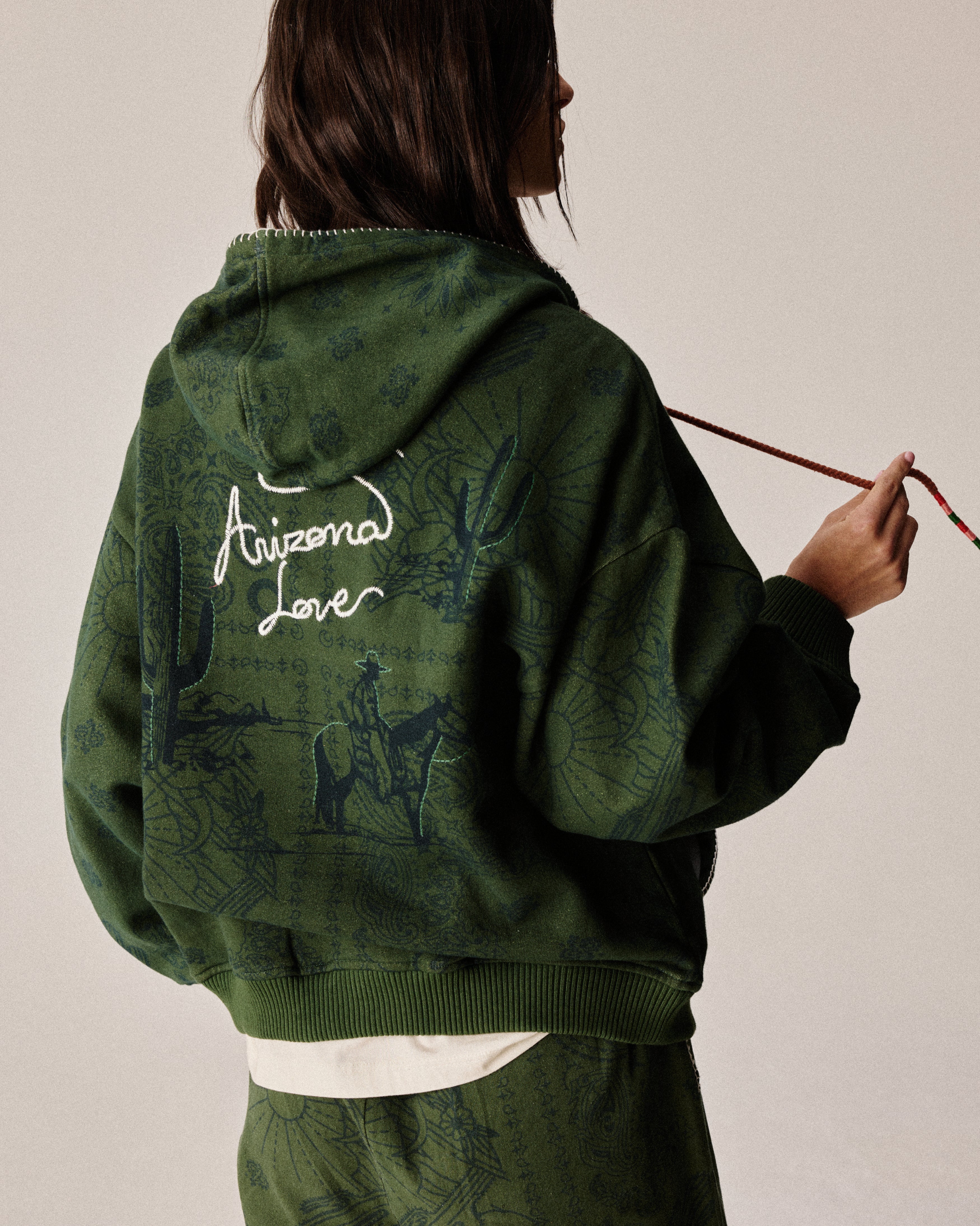 Green hoodie - Image 3