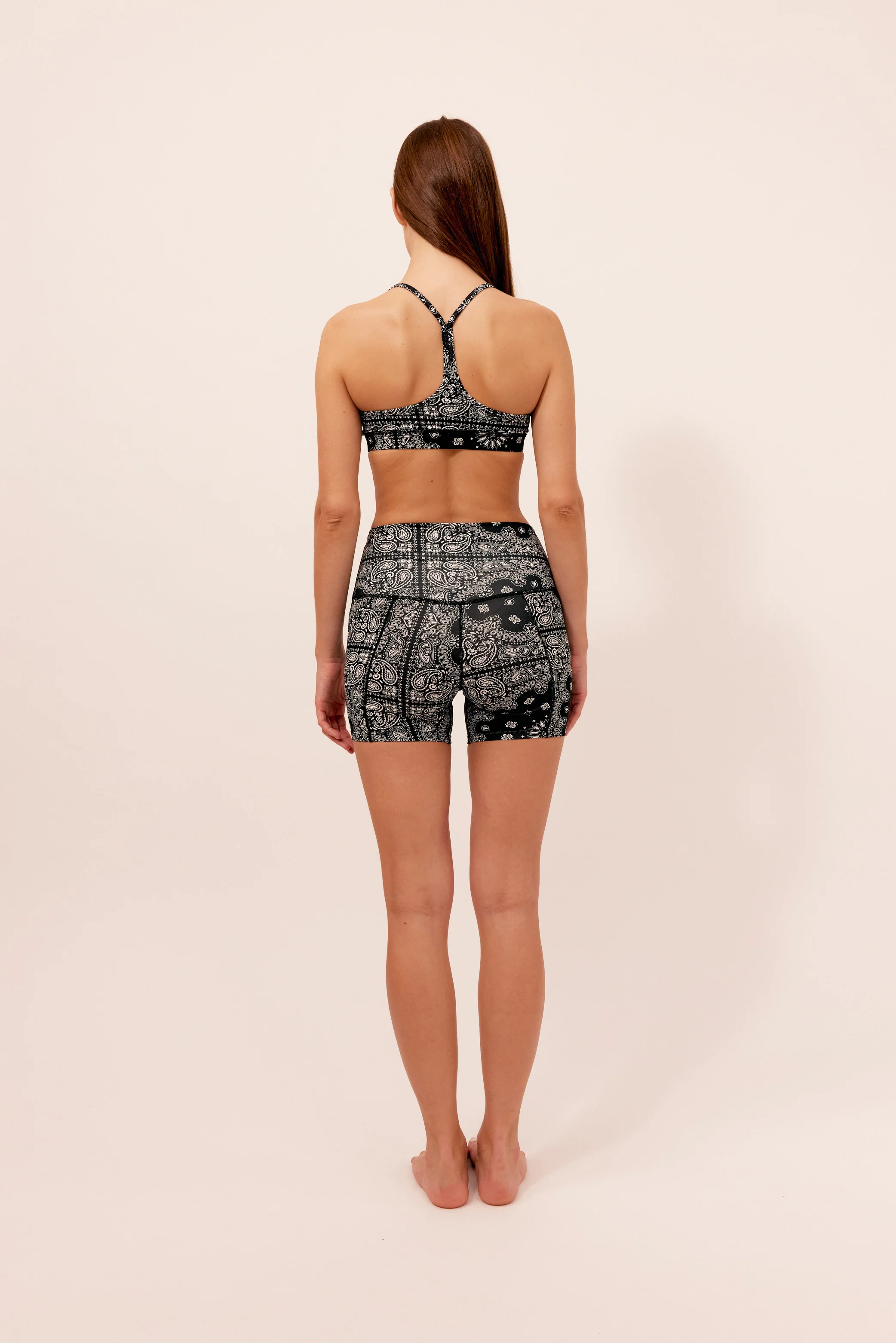 Yoga short black bandana - Image 3